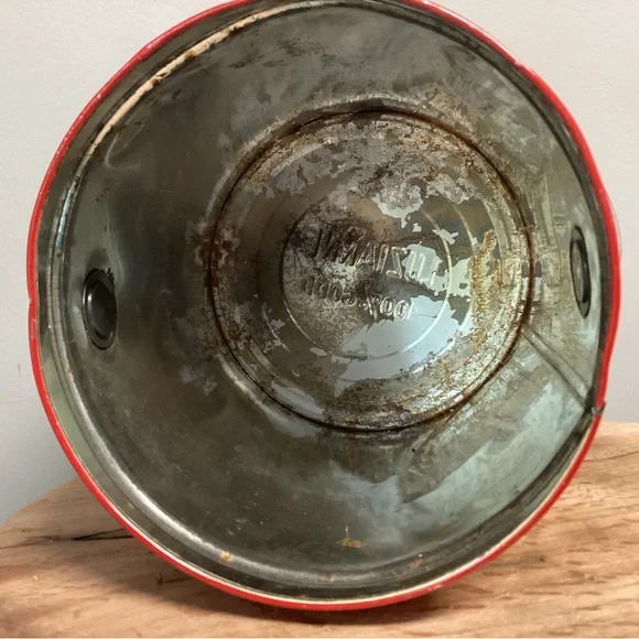 🔴 Vintage - Antique? - Luzianne Coffee And Chicory Tin w/ Lid - Collectible - Picture 10 of 16